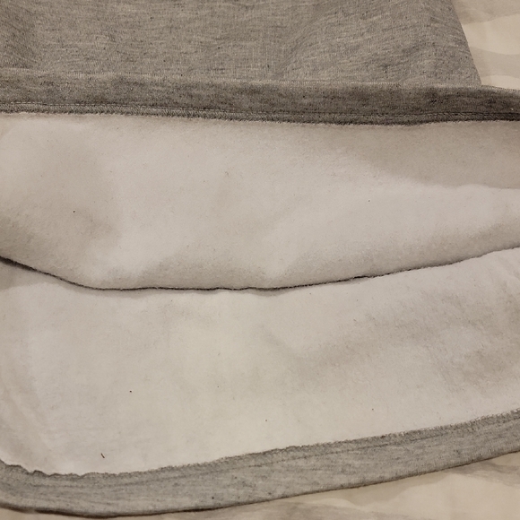 Sahara Club Burgundy and Gray Long Sleeve Fleese Henley NWOT - Picture 10 of 11